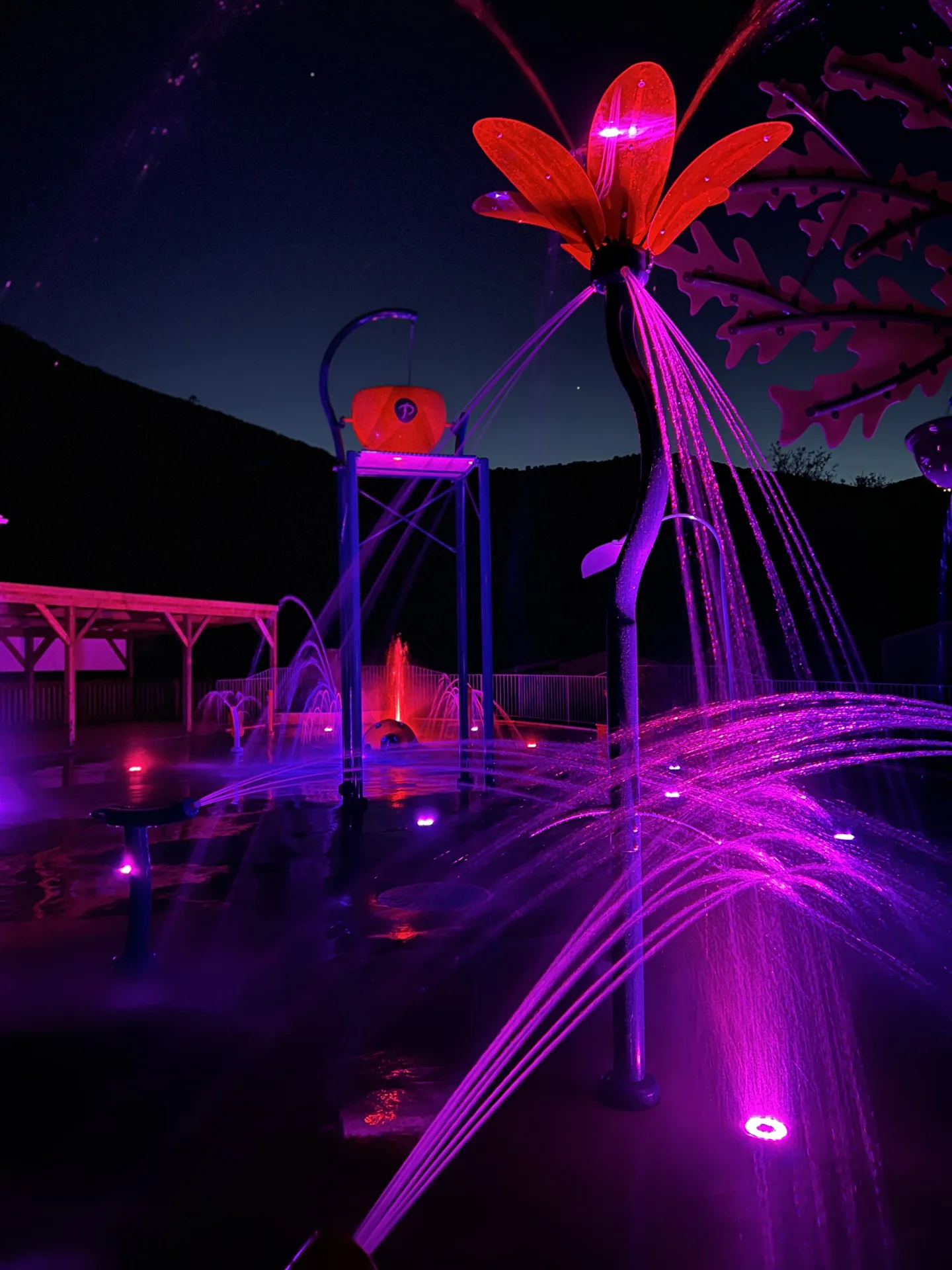 Splash pad signature · Ambiance soir